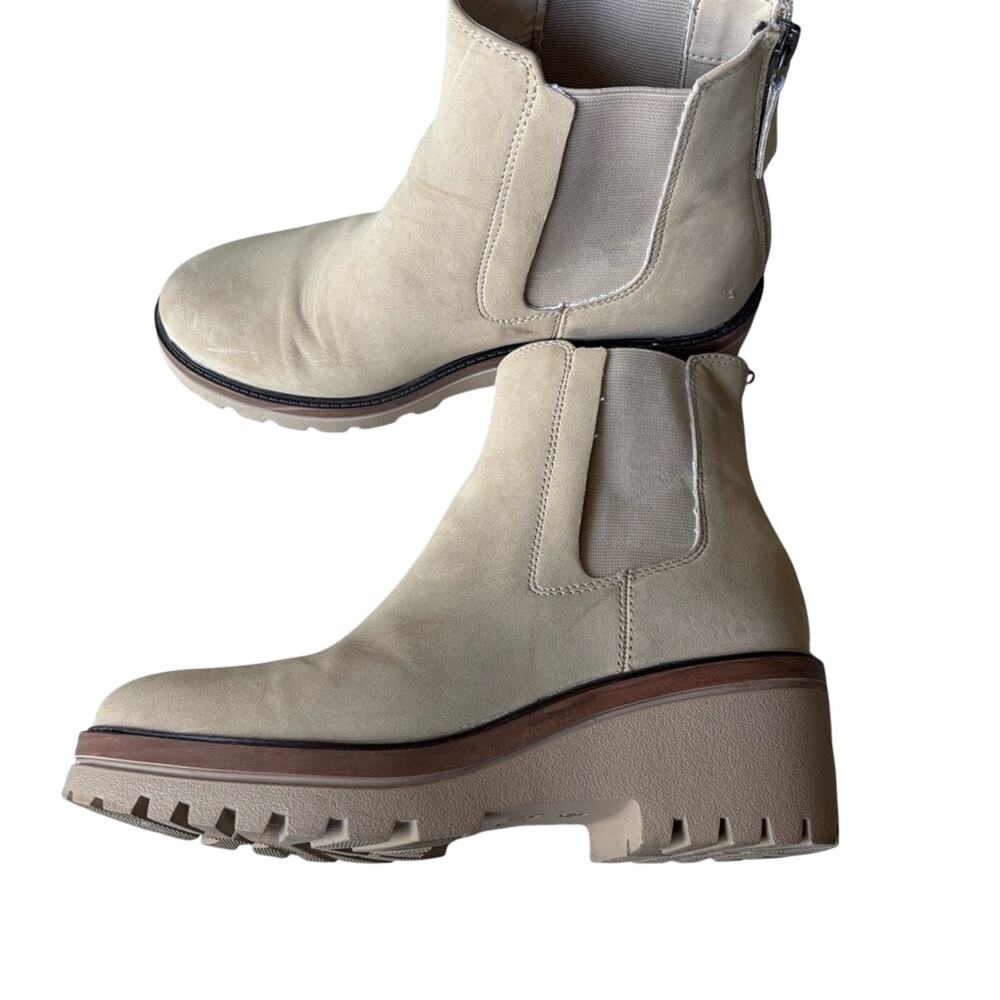 Mia Women's Sefi Sand Chelsea Boot Size 7.5